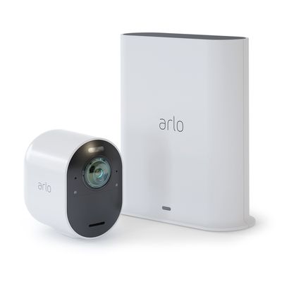 Arlo Ultra Camera and SmartHub 1