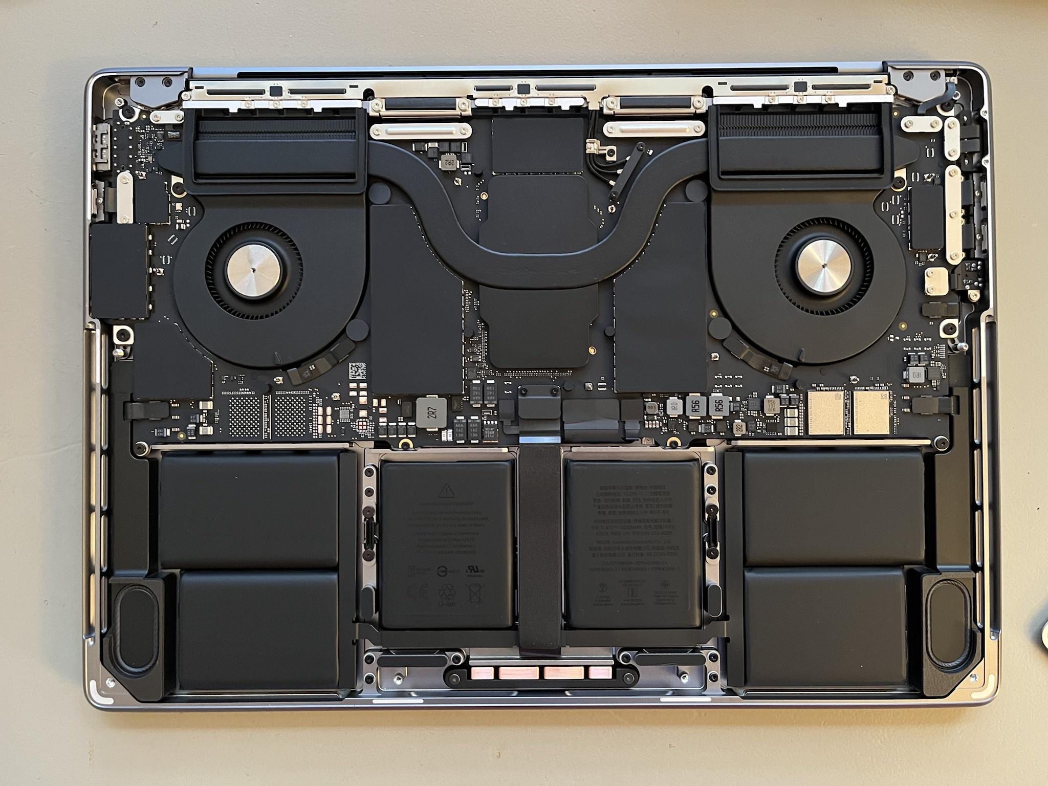 Quick Teardowns ofrece un primer vistazo a los modelos de MacBook Pro de 14 y 16 pulgadas