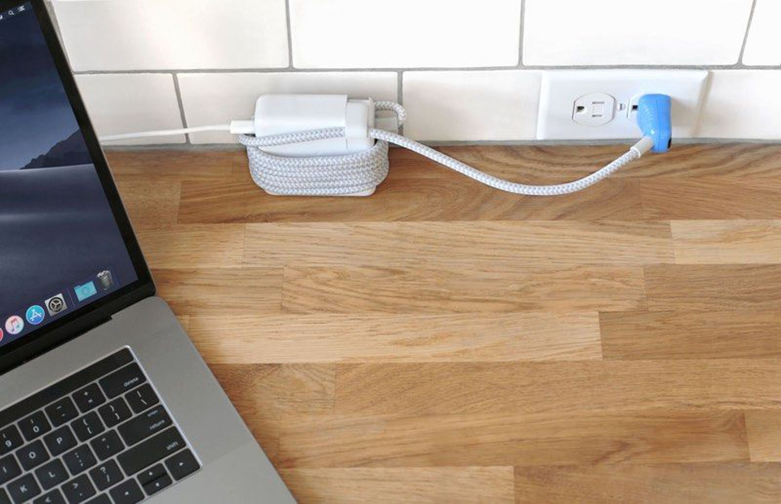 Ten One Design's 'Stella' MacBook Power Cord Uses Light to Guide You to