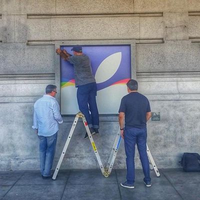 applelogobillgraham