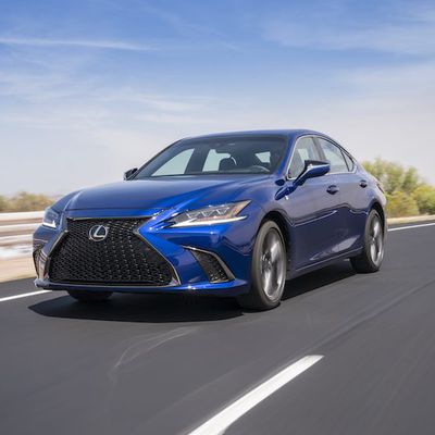 2019 lexus es