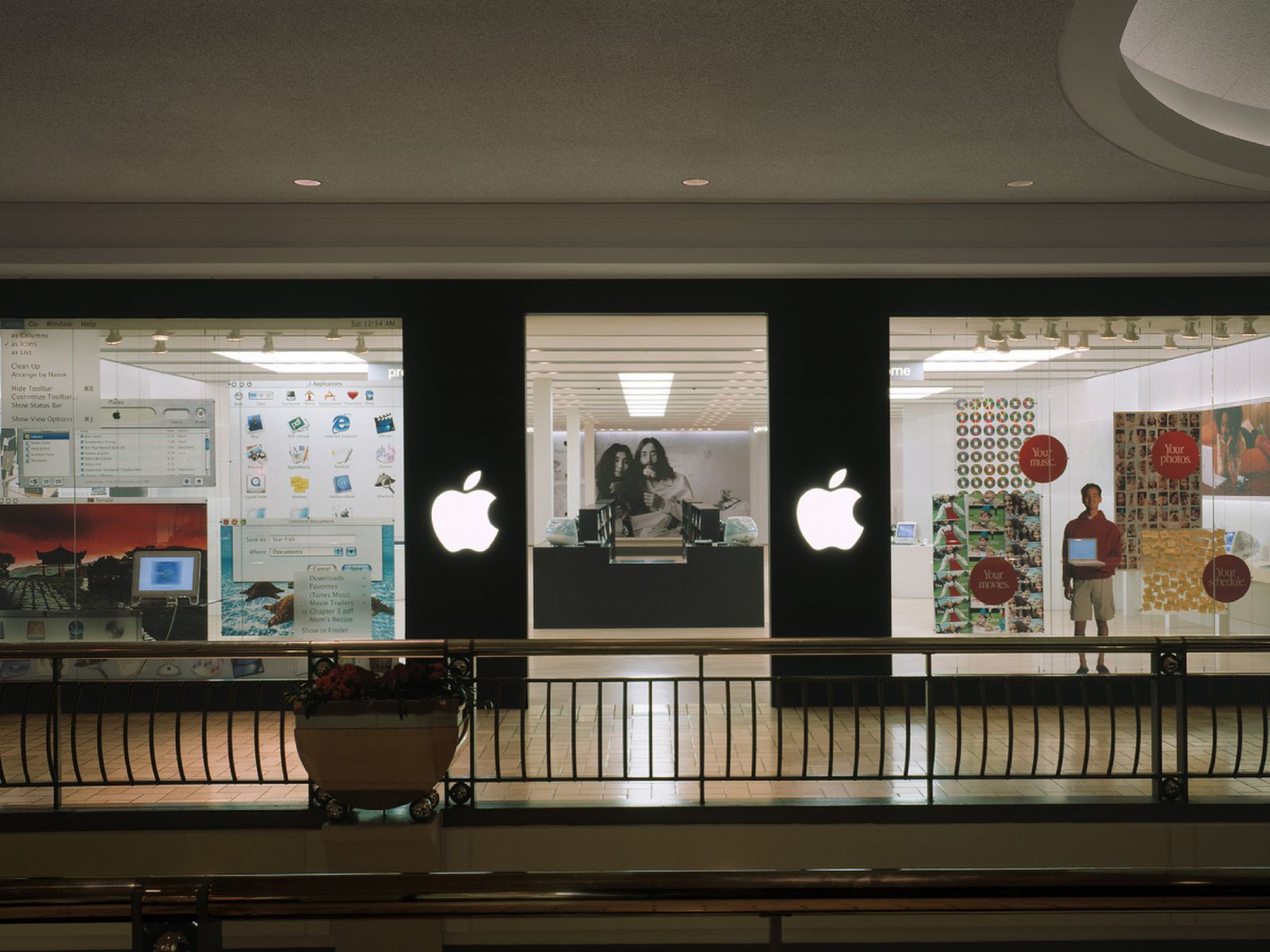Apple Store Retail Mall Location Apple Sells And Services Iphones