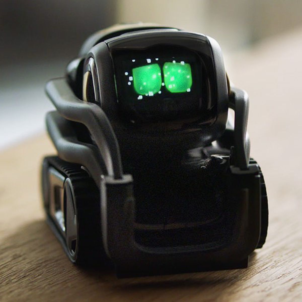 Anki Vector: The Robot Sidekick, Black, 000-00075 