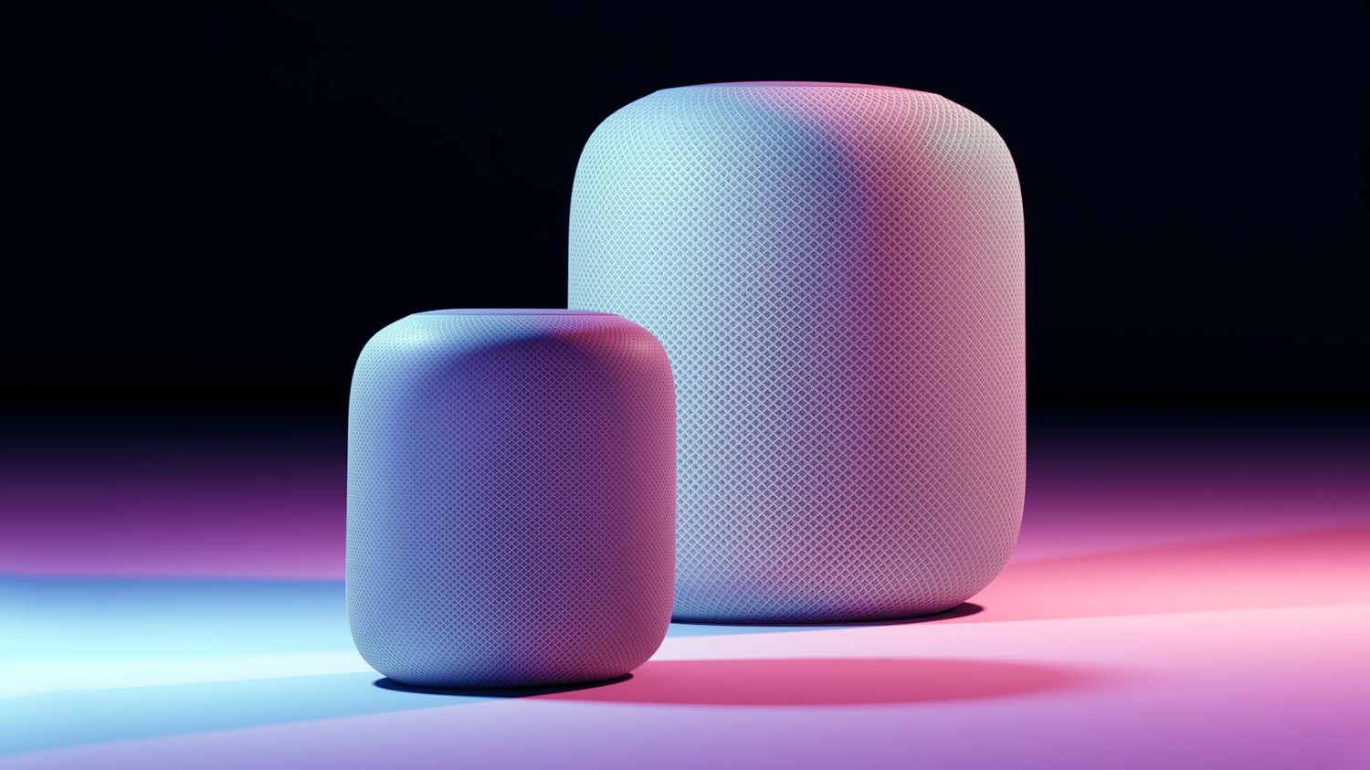 https://images.macrumors.com/t/4YeKmcFxOr5_WJtYEc5aRRYRSX4=/2500x0/filters:no_upscale():quality(90)/article-new/2020/05/HomePodSeniorAndJuniorCompForArticle-1.jpg