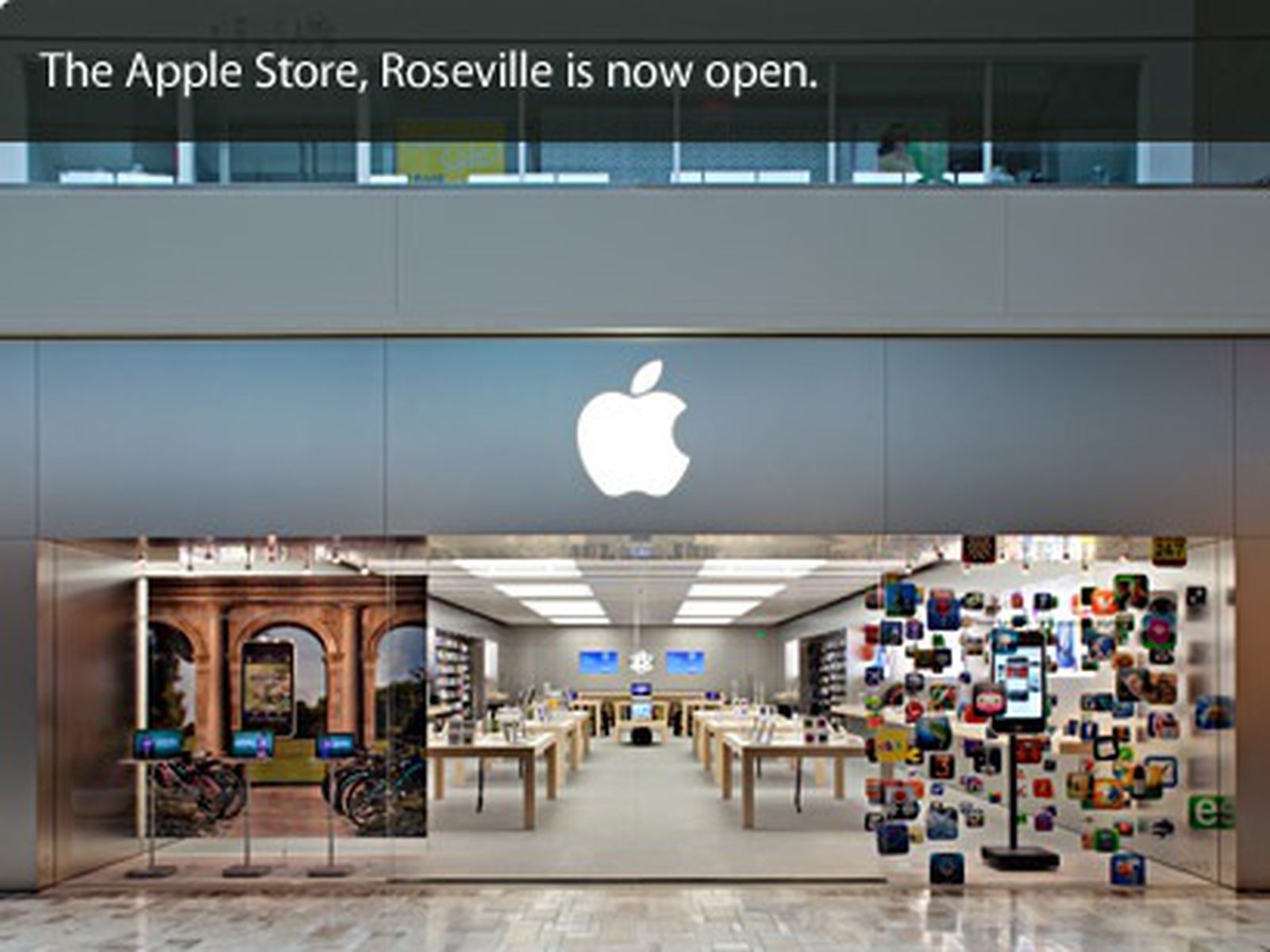 The Galleria - Apple Store - Apple