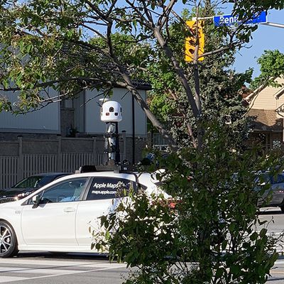 apple car toronto