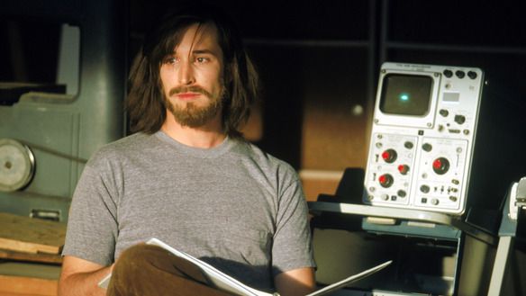 ashton kutcher to play steve jobs in upcoming indie film jobs image