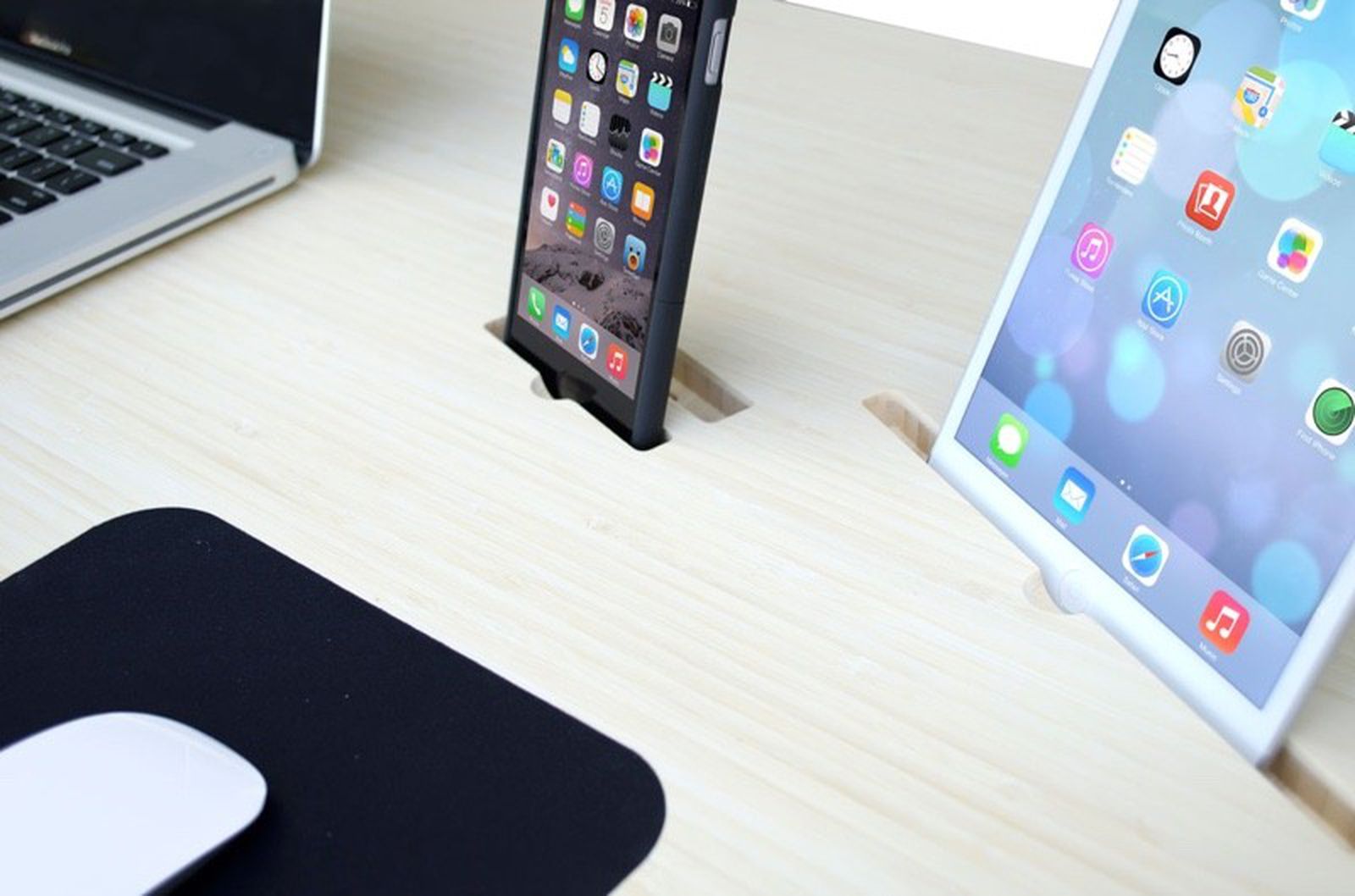 New 'LiftPro' Electric Desk Offers Built-In Docks For iOS Devices ...