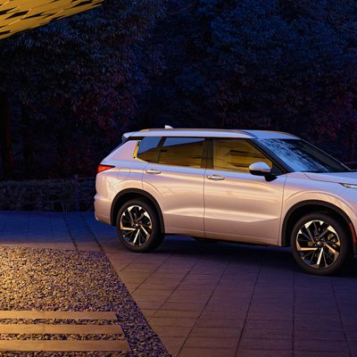 mitsubishi outlander 2022