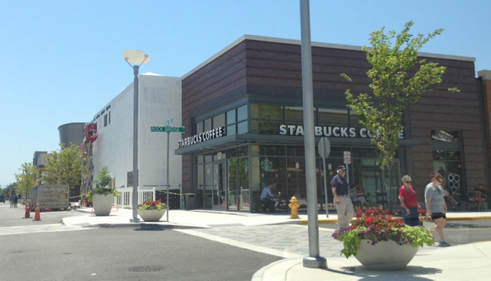 New Photos Show Progress on Woodbridge Apple Store, Flooding at