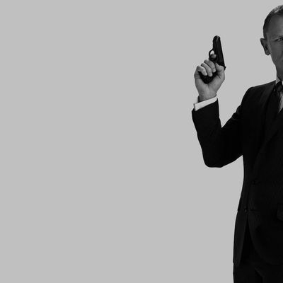daniel craig bond image