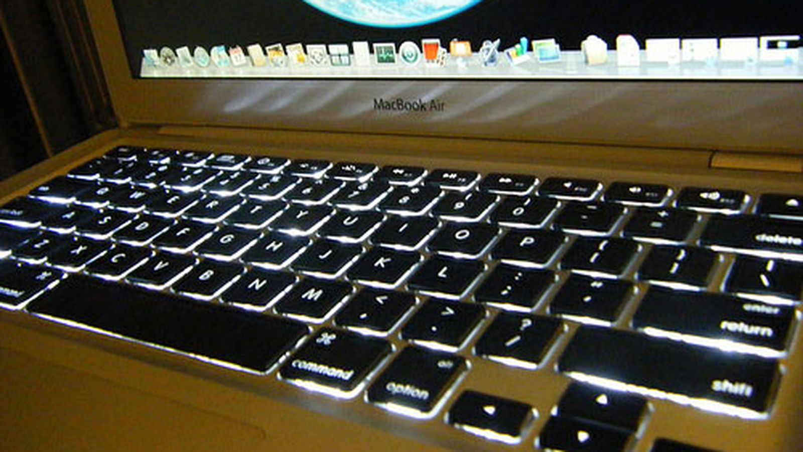 mac keyboard lights not working