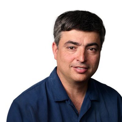 eddy cue headshot