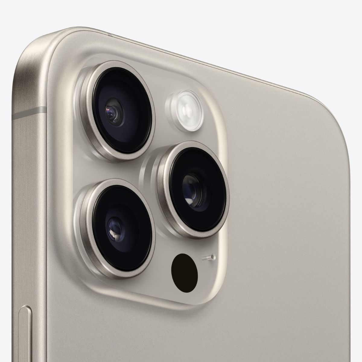 iphone-15-pro-max-camera.jpg
