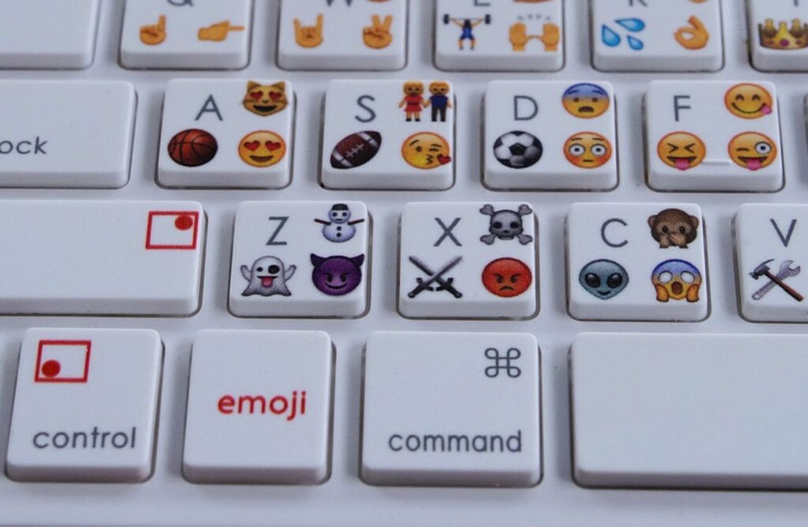 Physical 'Emoji Keyboard' for Macs and iOS Devices Lets You Type Emoji