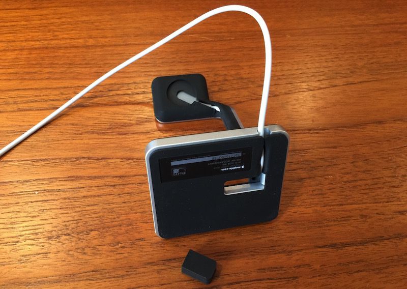 mophie_watch_dock_bottom