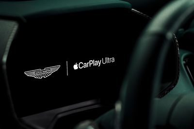 Aston Martin Apple CarPlay Ultra 13