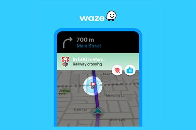 waze railway crossing alert