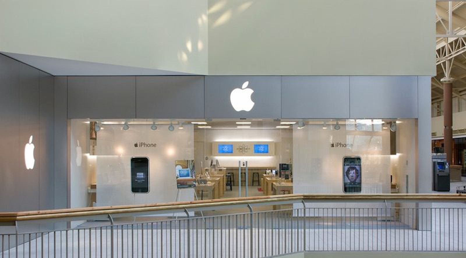 Apple Retail Update Danbury Store Closes for NextGeneration Redesign, Dubai to Get Second