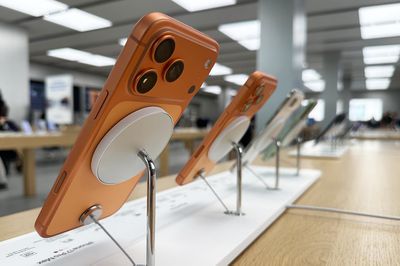 Apple модифицировала витринные зарядные устройства MagSafe для предотвращения появления следов на iPhone 17
