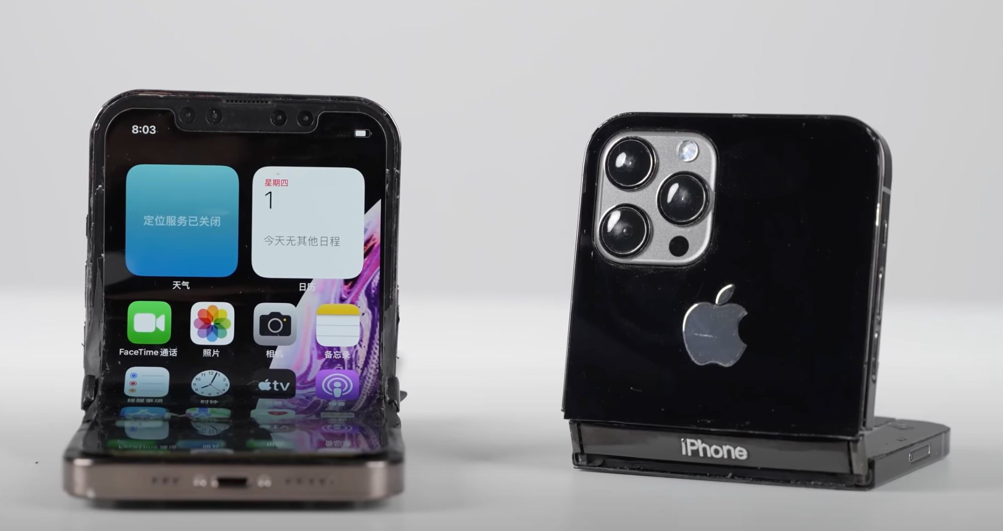 Primitivo iPhone plegable fabricado por Motorola Razr y piezas de iPhone