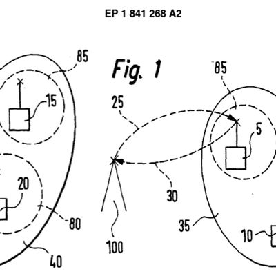 ipcom patent apple