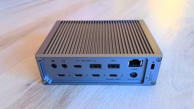 caldigit ts5 back