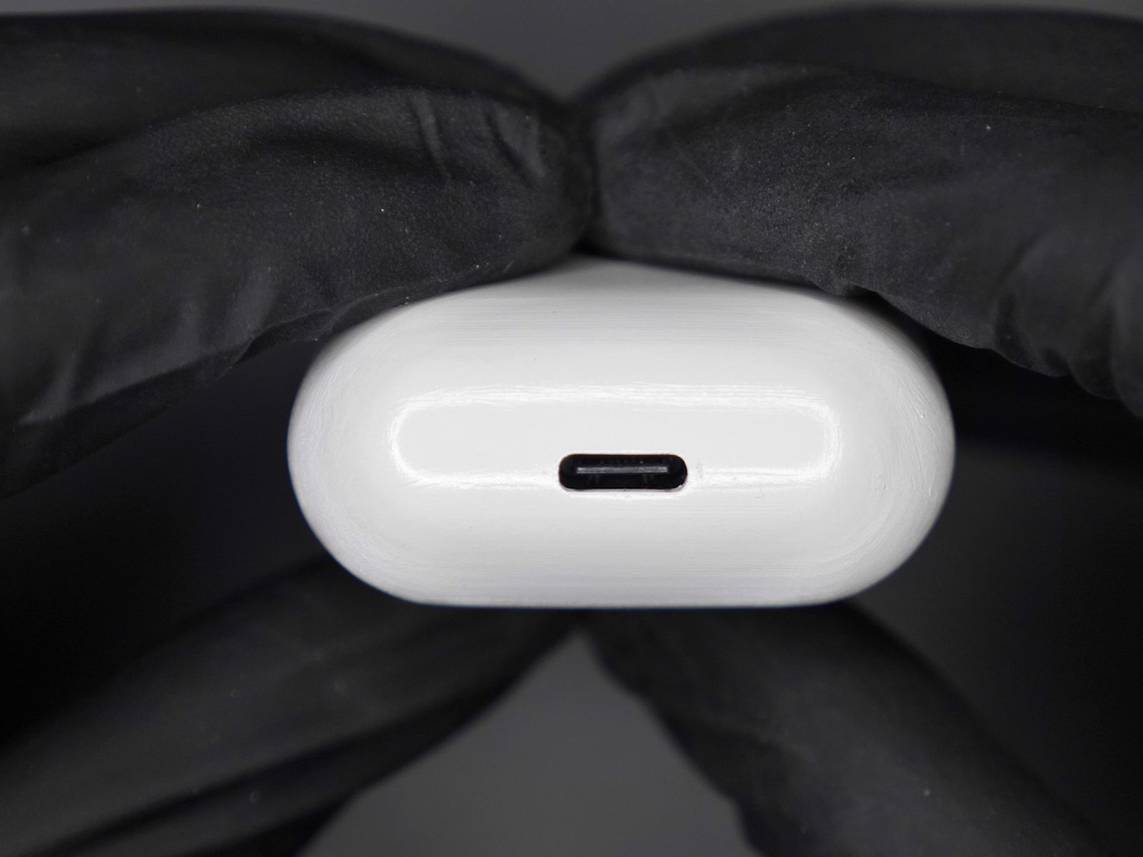 All Three AirPods Models to Switch to USB-C - MacRumors