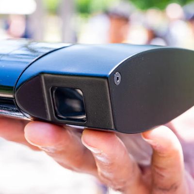 apple f1 camera unit