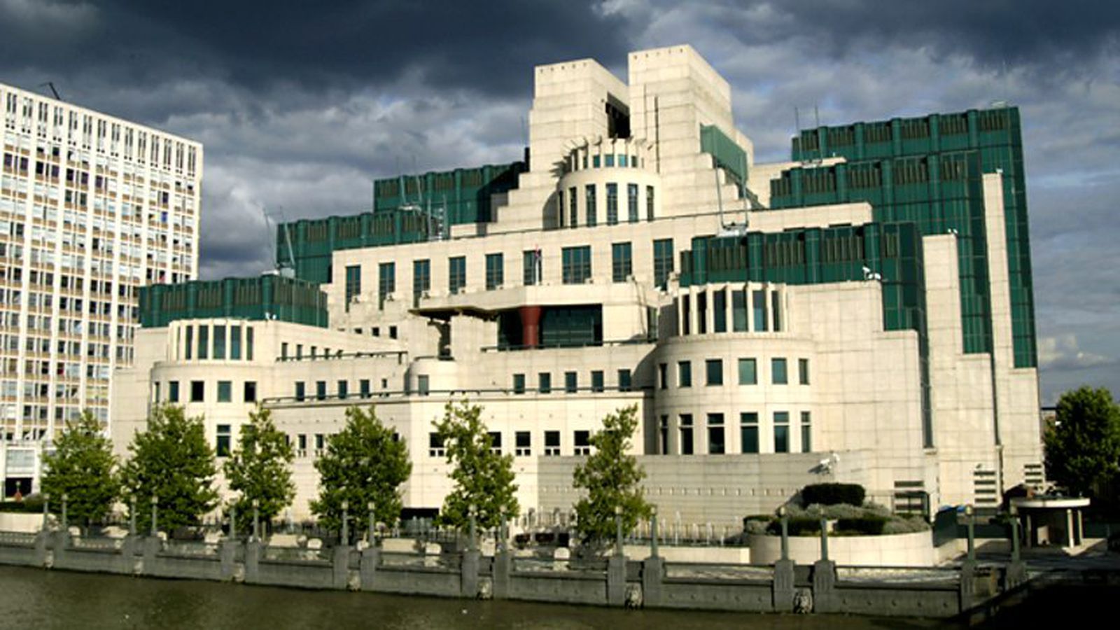 Здание mi6
