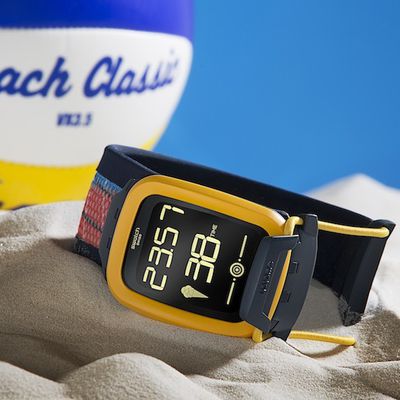 smartwatch swatch touch zero one