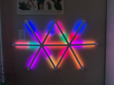 линии nanoleaf цвета радуги