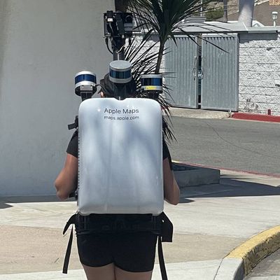 apple maps camera backpack