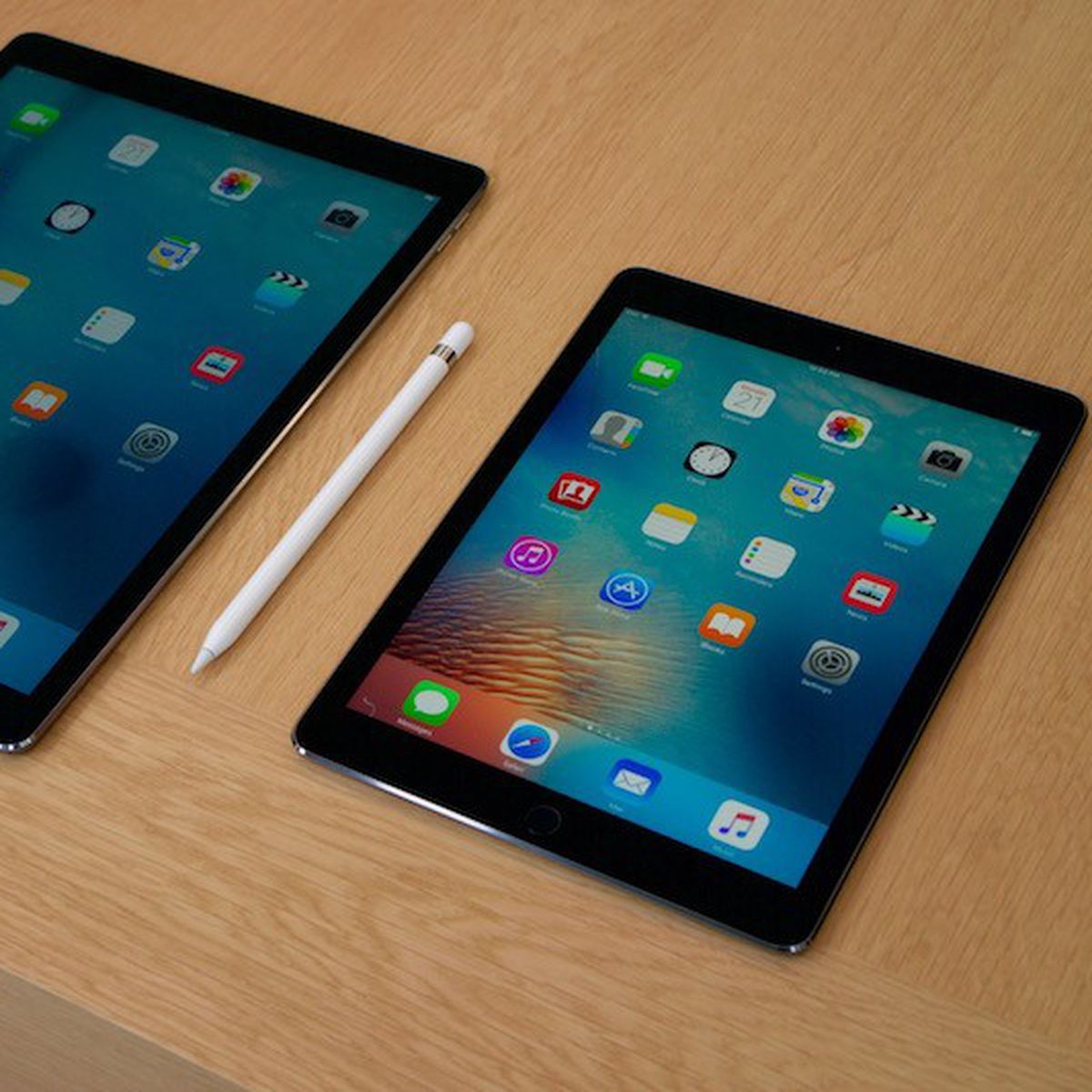 Review Roundup: 9.7 iPad Pro is a 'Powerful' Laptop Replacement