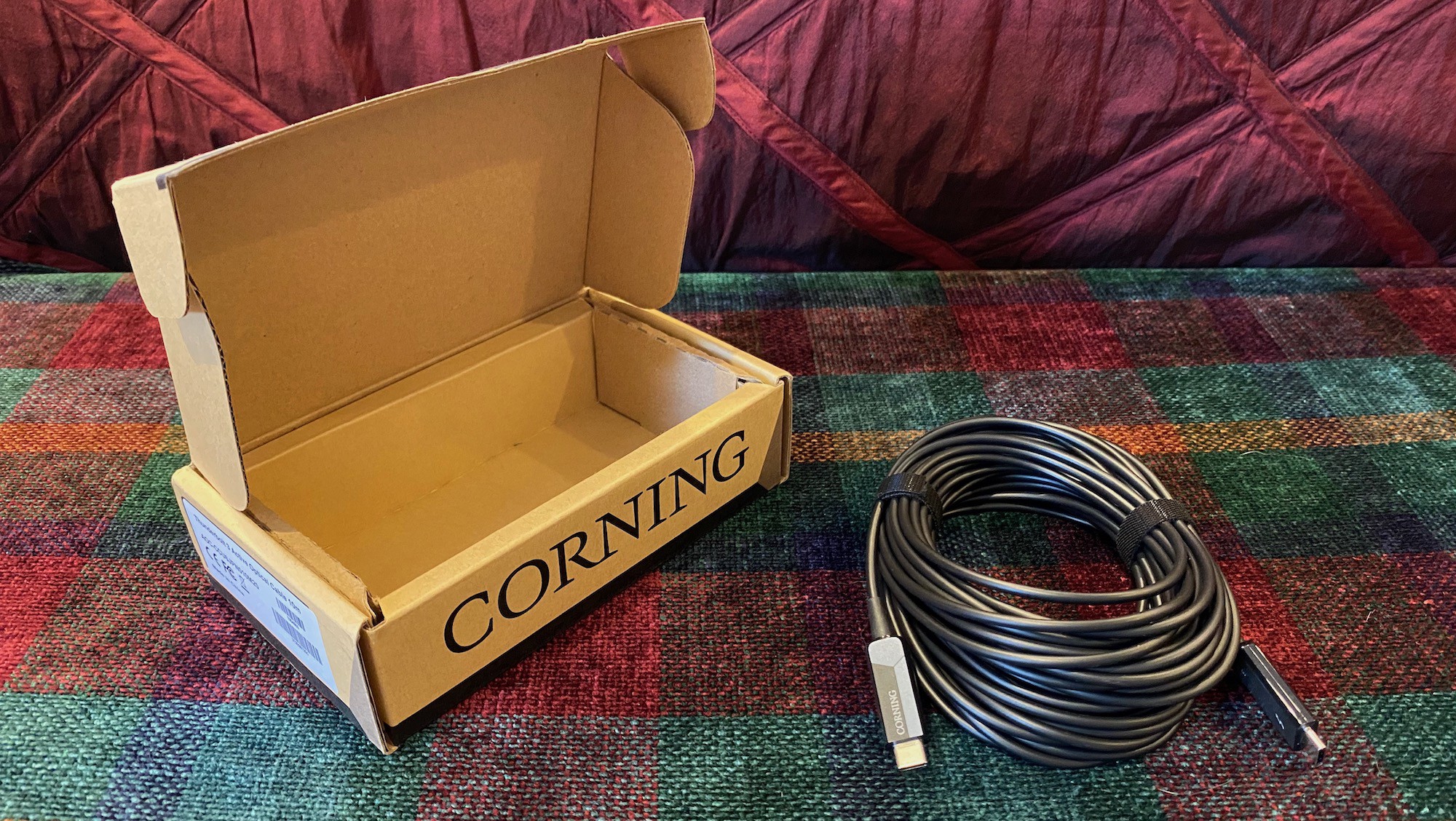 Corning's Optical Thunderbolt 3 Cables Now Available in Lengths From 5