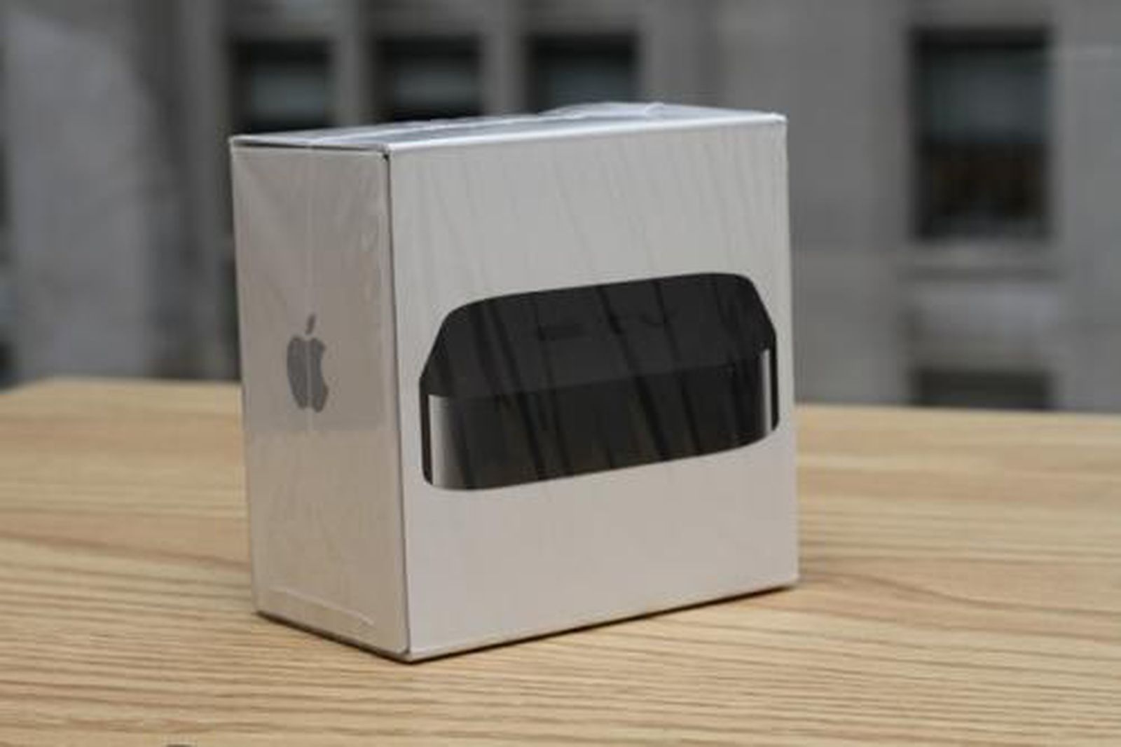 Apple TV Unboxing and Hands on Video with Streaming and Netflix - MacRumors