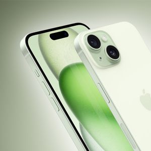 iPhone 15 General Feature Green