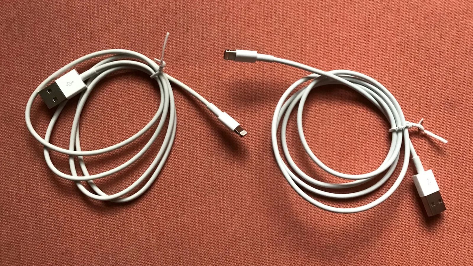 Security Researcher Develops Lightning Cable With Hidden Chip to Steal Passwords