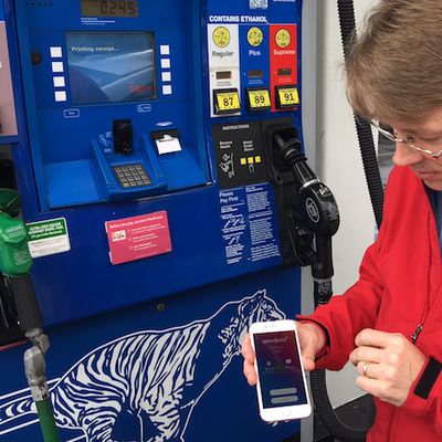 exxonmobil apple pay