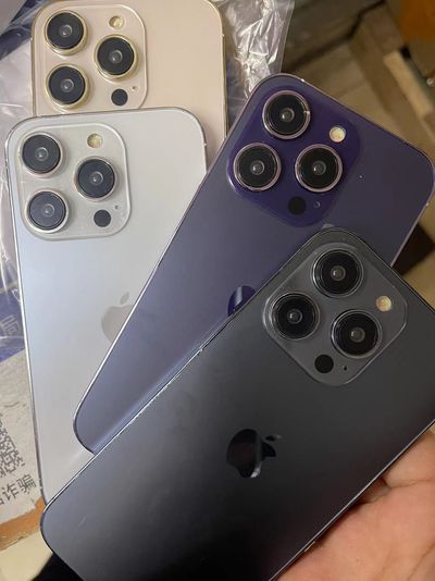 iPhone 14 Pro Purple and Blue Colors Appear on Dummy Models