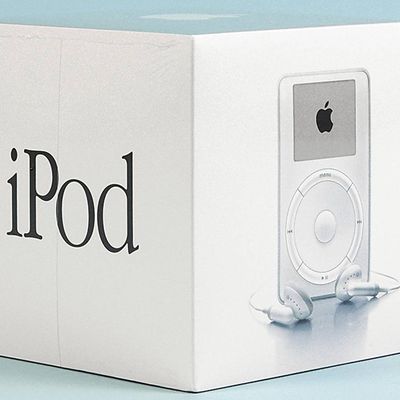 iPod 2001 Box