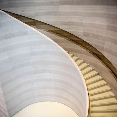 apple store singapore stairs