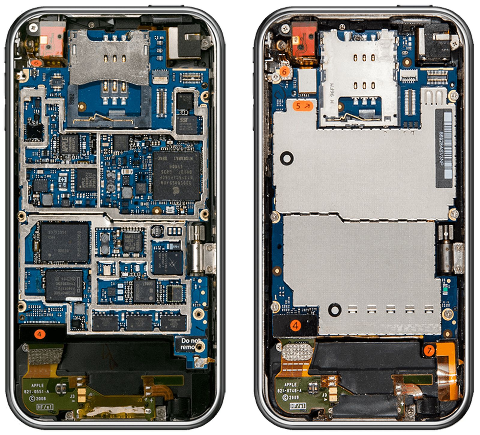 Here's How Much the Inside of an iPhone Has Changed in Ten Years