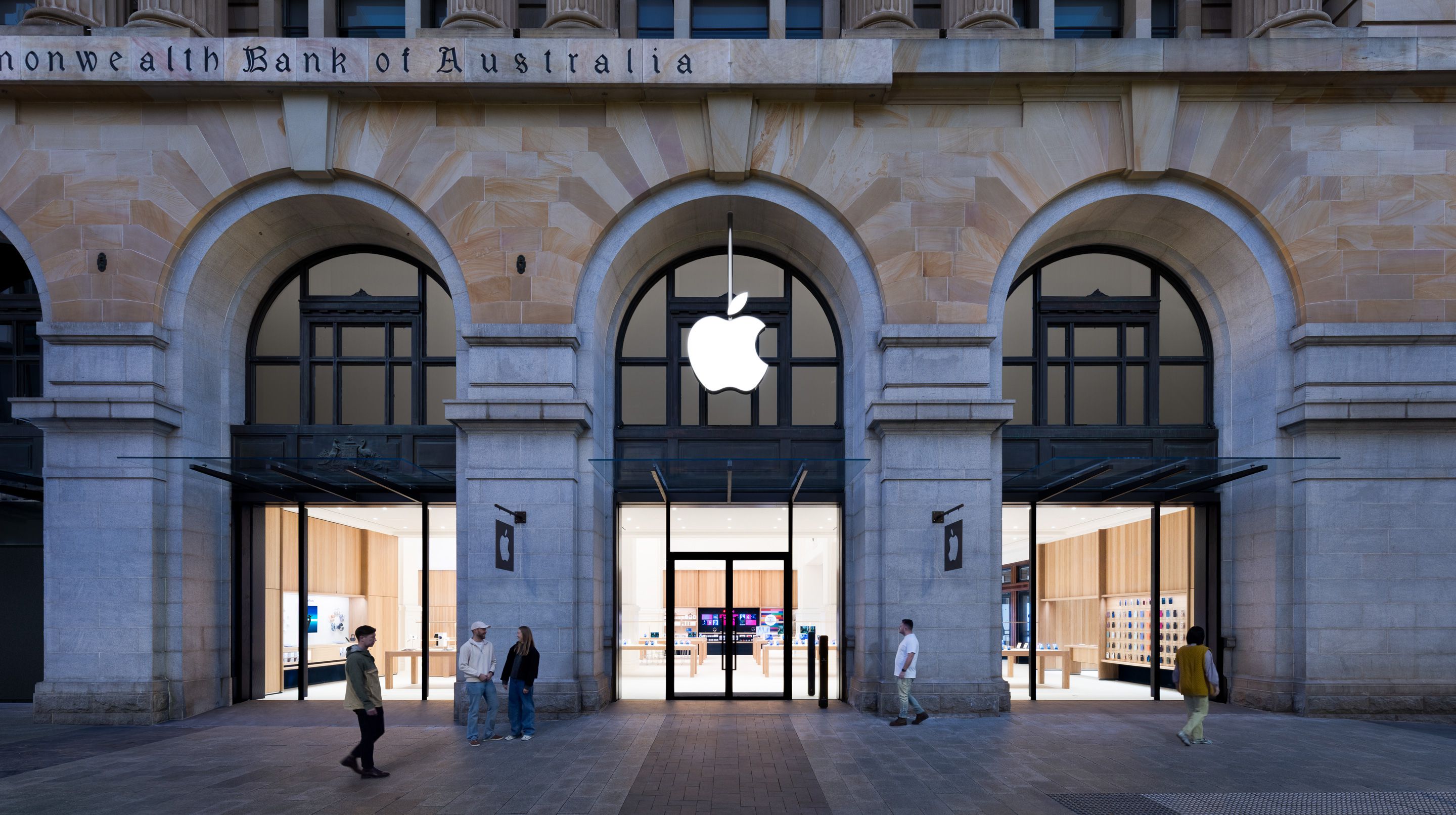 New Apple Store in Australia Now Open Inside a Historic Bank Building - macrumors.com