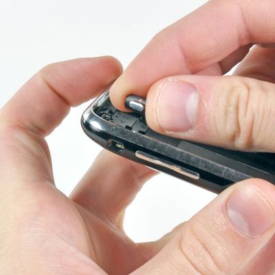 iphone 3gs button