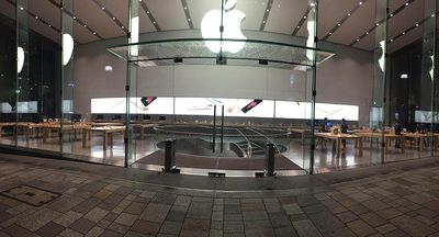 Apple-Store-Tokyo-iPhone6s