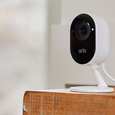 arlo indoor essential camera