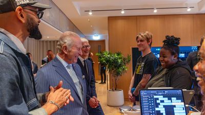 apple tim cook kings trust