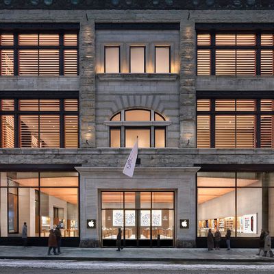 New Apple Store Sainte Catherine 2026