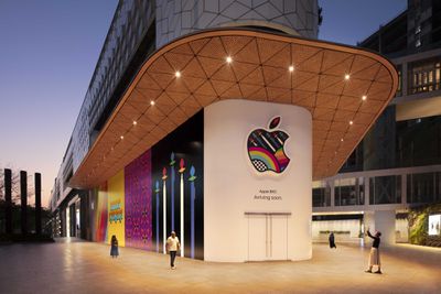 Apple's First-Ever Store Moving to New Location: 'A New Chapter is Coming  Soon' - MacRumors
